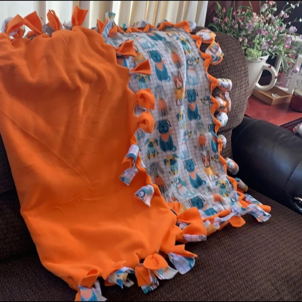 🐾🐾🐾Dogs fleece blanket. Dogs throw blanket.Dogs puppies handmade fleece